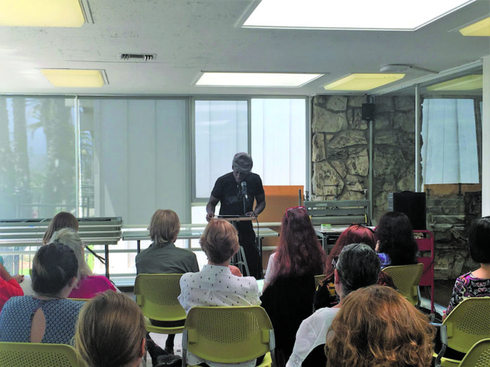 The Poet's List - Poet - Poetry News Spokenword Video - Dinah Berland