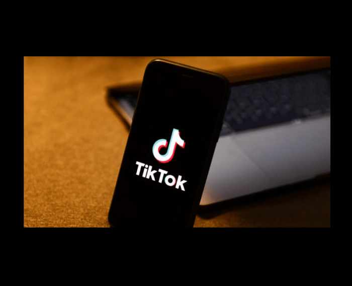 The Poet's List - Poet - Poetry News Spoken word Video - Forbes - TikTok - Tik Tok