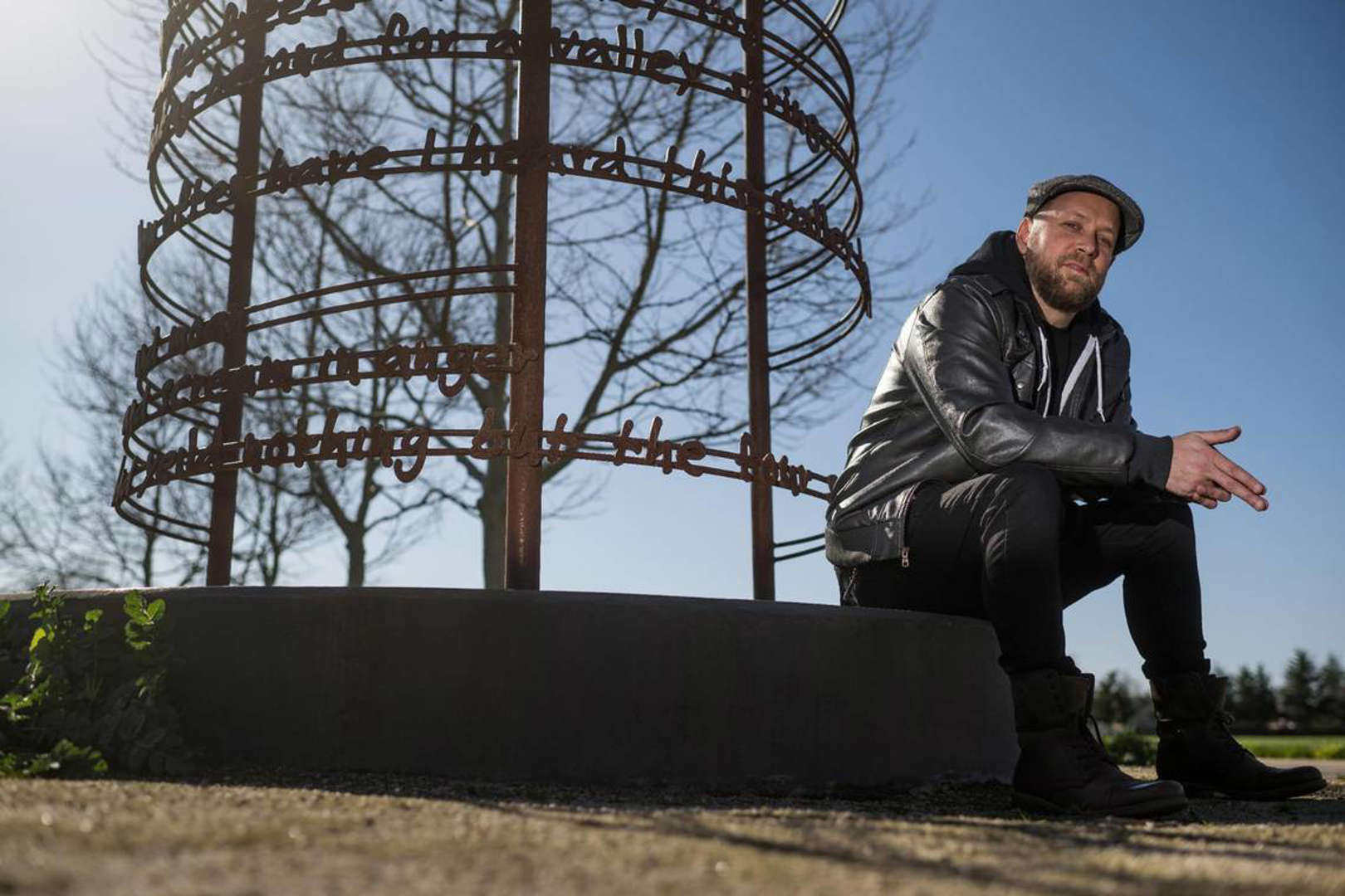 The Poet's List - Poet - Poetry News Spokenword Video - Sacramento - Andru Defeye