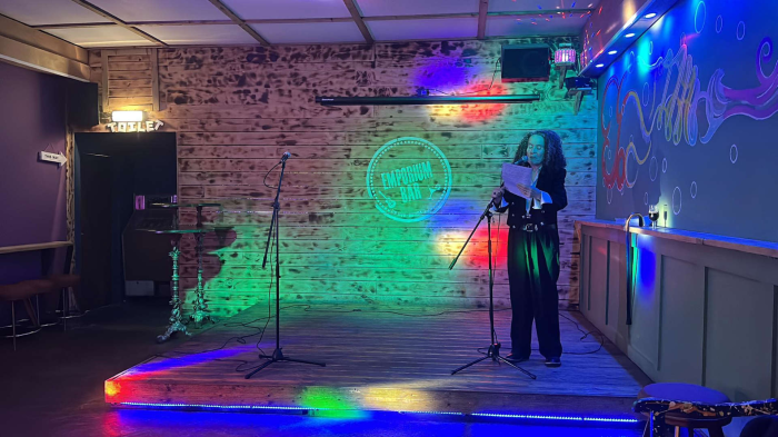 The Poet's List - Poet - Poetry News Spokenword Video - Portsmouth News - The Pompey Poets - Emporium Bar - Elm Grove - Southsea - United Kingdom - MSN